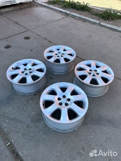 Литые диски r17 toyota avensis авенсис оригинал