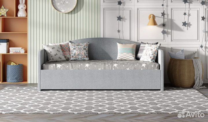 Кровать для ретенка подростка с мягкими спинками