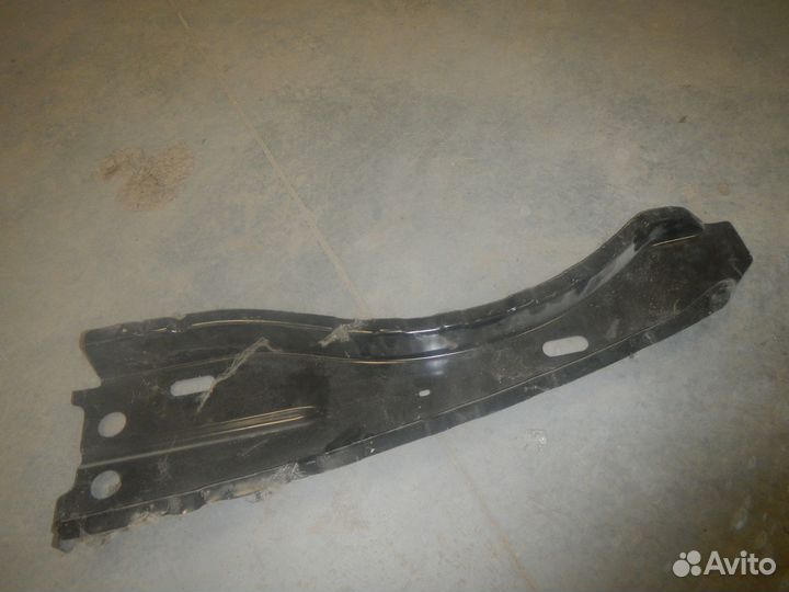 Б/У Б/У Лонжерон передний правый, Renault