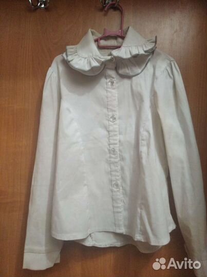 Блузка белая