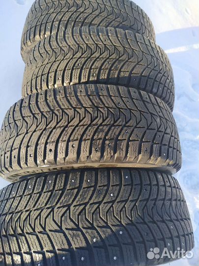 Michelin X-Ice North 3 205/50 R17