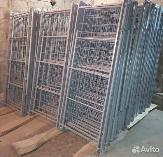 Металлические двухъярусные кровати