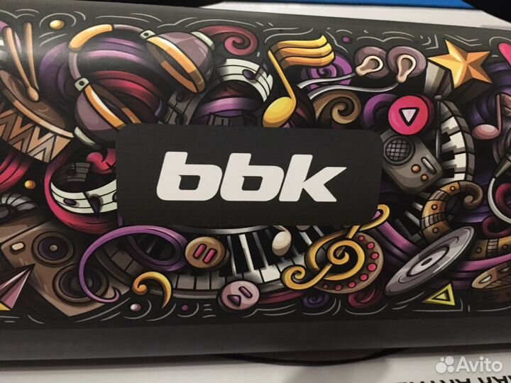 Портативная колонка bluetooth, новая