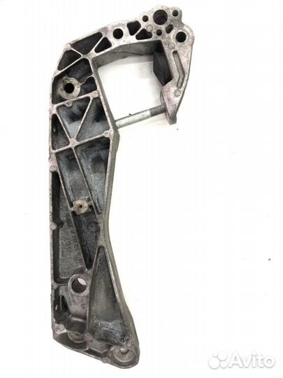 Поперечная балка крепления кпп бмв ф01 ф10 ф07 ф13