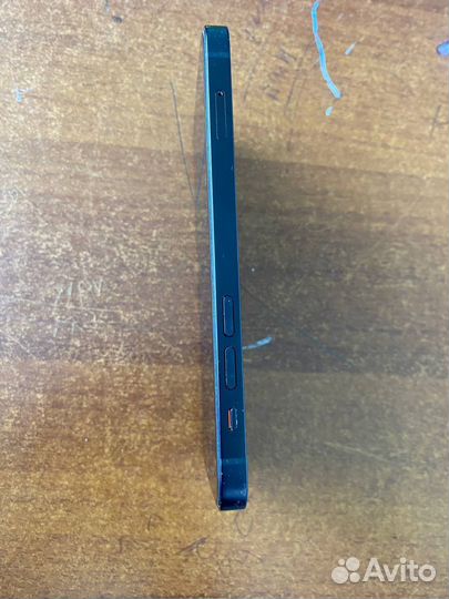 iPhone 12, 64 ГБ