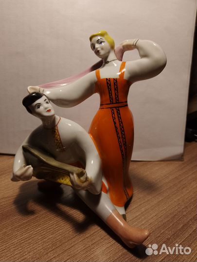 Фарфоровая статуэтка СССР