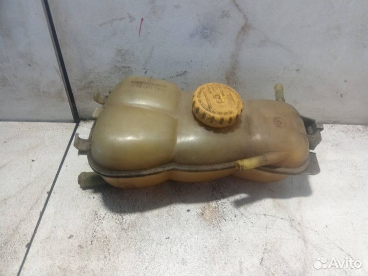 Бачок расширительный Opel Omega B 1998 90411630