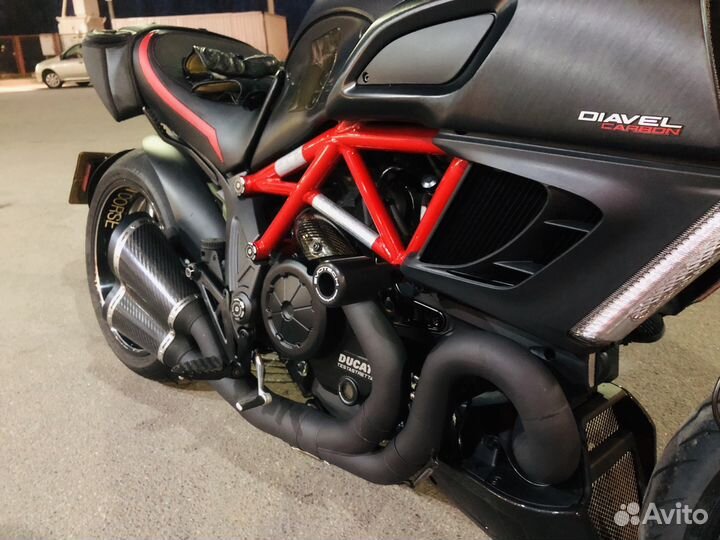 Ducati Diavel Carbon 2013