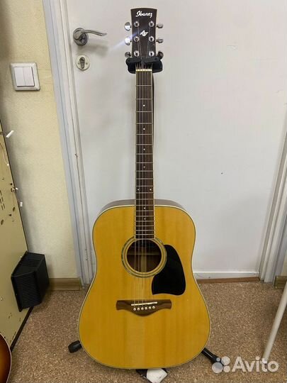 Акустическая гитара Ibanez AW 300
