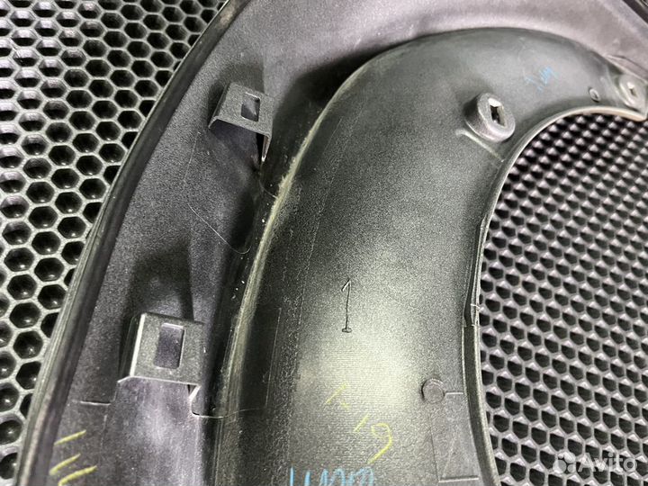 Накладка двери багажника Тойота Рав 4