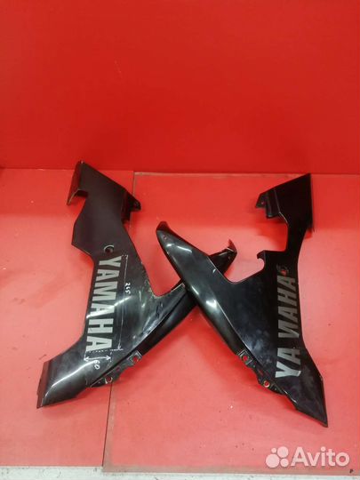 Нижний пластик (плуг) Yamaha R1 04-06