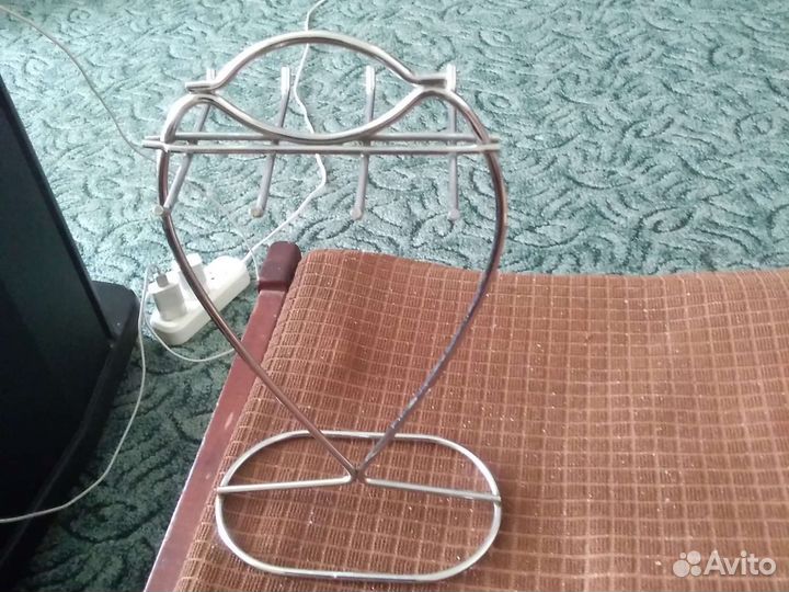 Стойки для кружек и столовых приборов