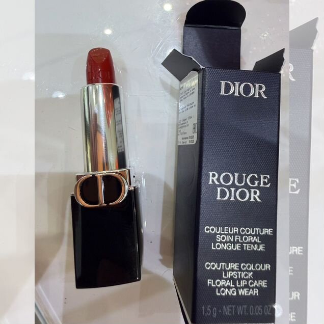 Помада Dior Rouge Dior 999 Satin