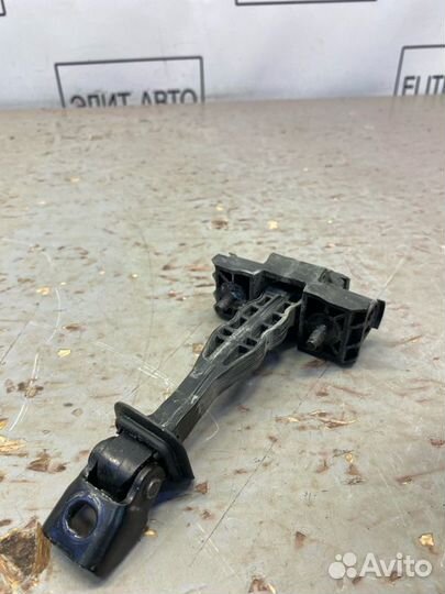 Ограничитель двери передний правый Bmw 5 G30 2.0