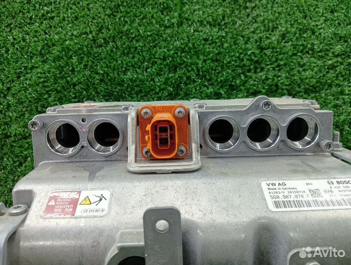 Зарядное устройство акб гибрид Audi A3 8V Пробег 2