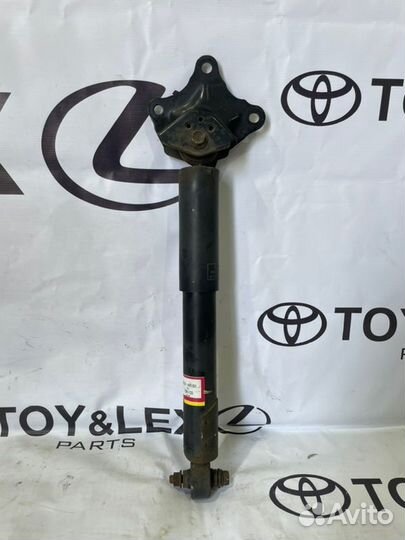 Амортизатор подвески задний левый Lexus Rx 350