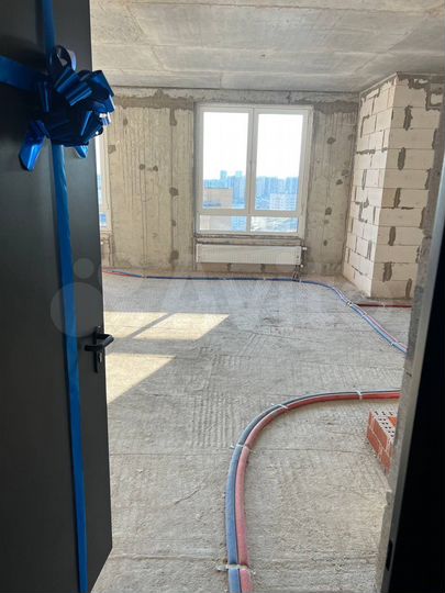 2-к. квартира, 61 м², 16/16 эт.