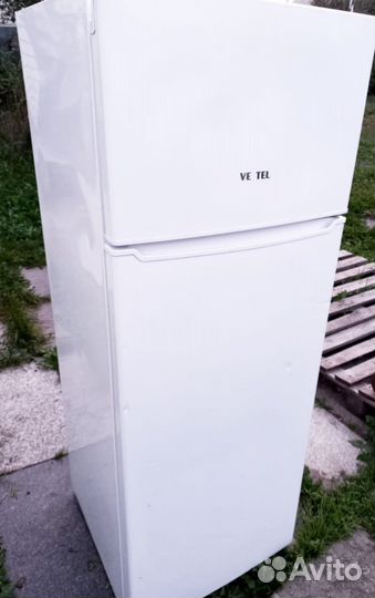 Холодильник Vestel