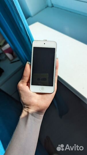 Плеер iPod touch 6 16gb белый с наушниками