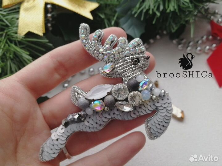 Броши из бисера