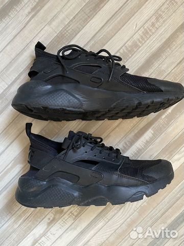 Черные кроссовки Nike Air Huarache