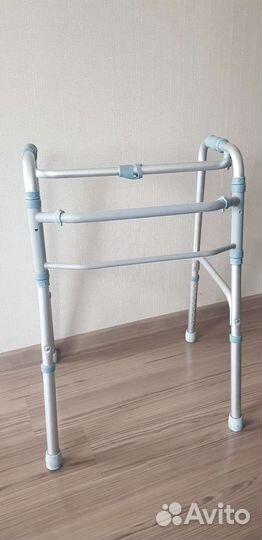 Ходунки и костыли для взрослых