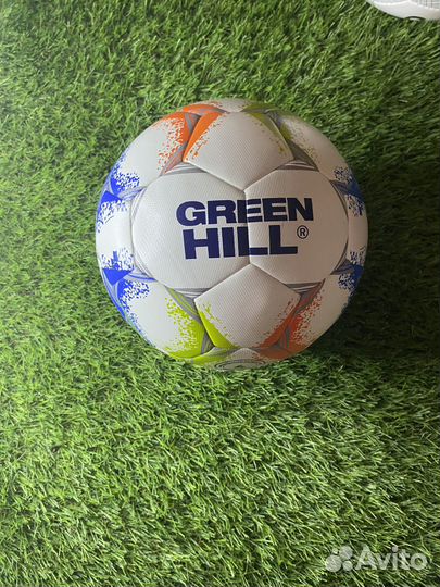 Футбольные мячи