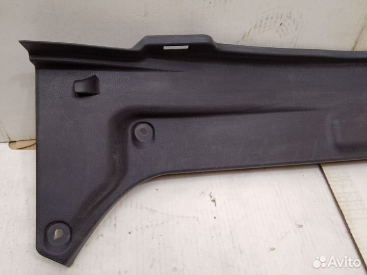 Накладка обшивка багажника Toyota Camry