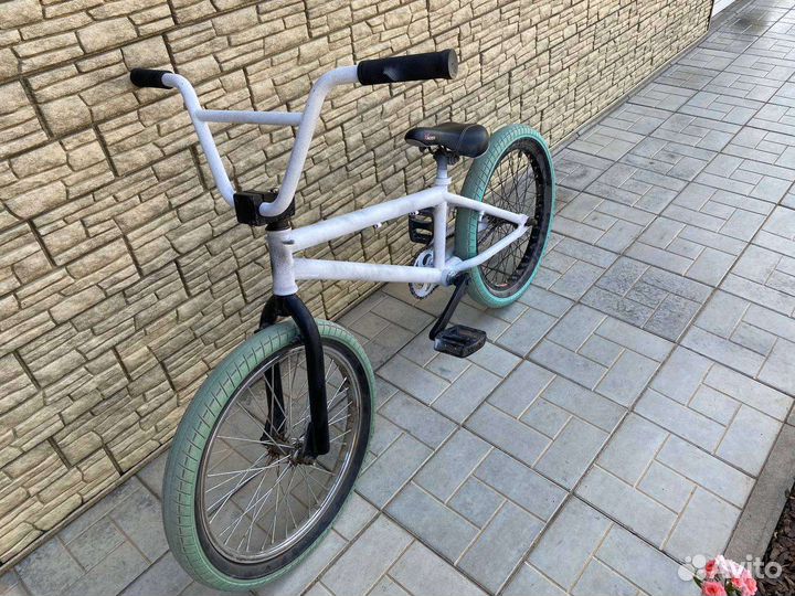 Трюковой велосипед bmx