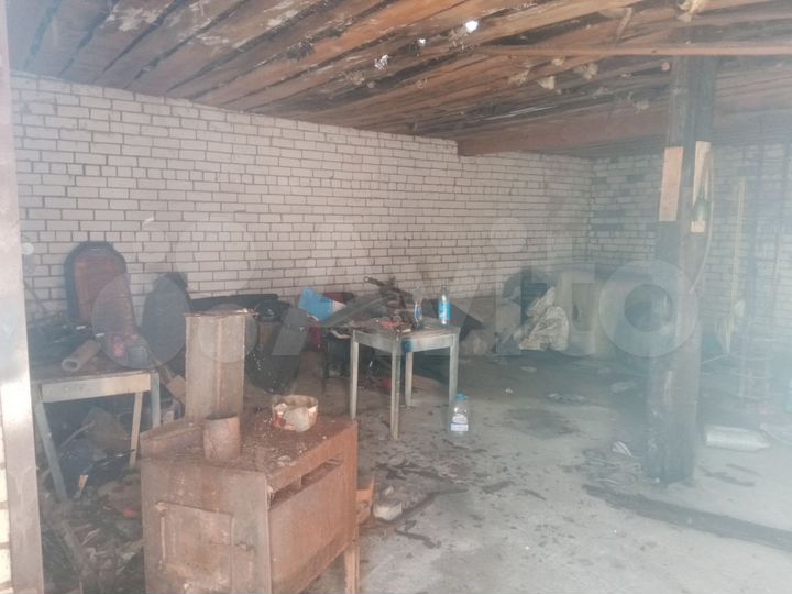 Гараж, > 30 м²