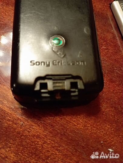 Sony Ericsson J120i