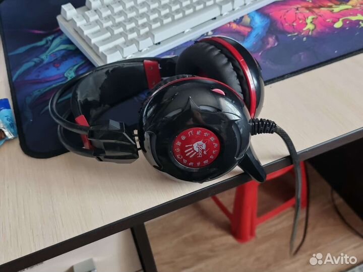 Игровые наушники