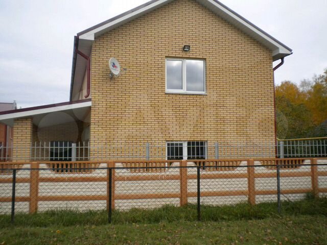 Дом 260 м² на участке 38 сот.