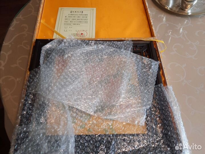 Панно из дерева и шелка