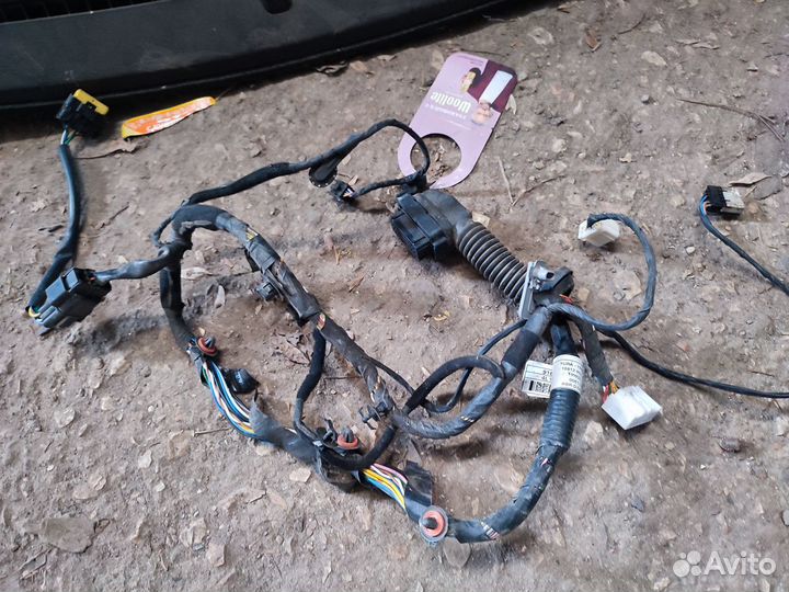 Hyundai solaris проводка двери передней левой