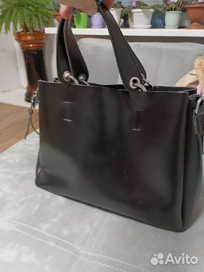 Сумки кожаные женские