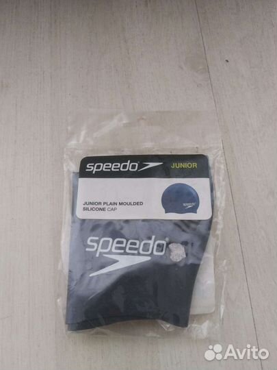 Шапочки для плавания speedo