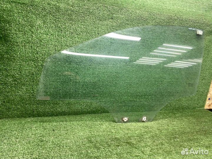 Стекло двери переднее левое Hyundai Solaris RB