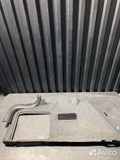 Обшивка багажника левая Audi A6 C5 2.4 2003