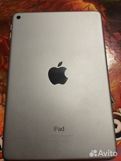 Apple iPad mini 4