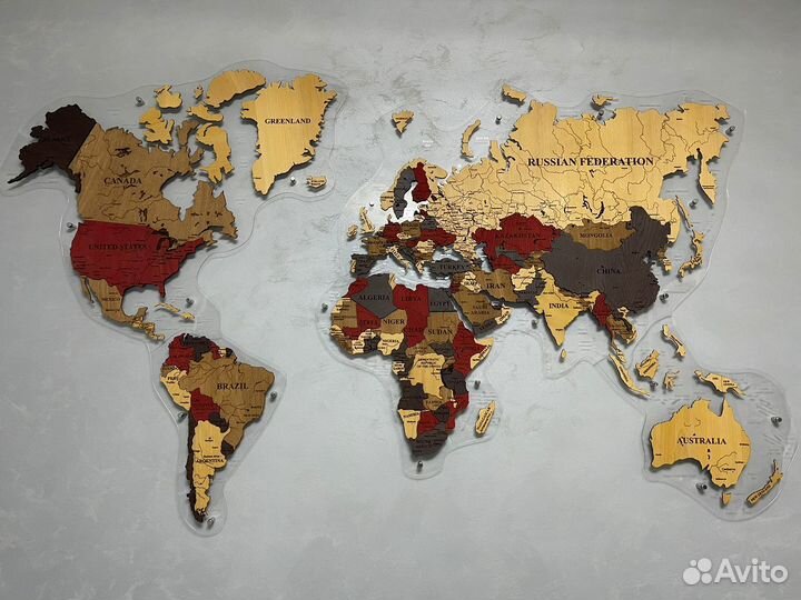 Карта мира из дерева