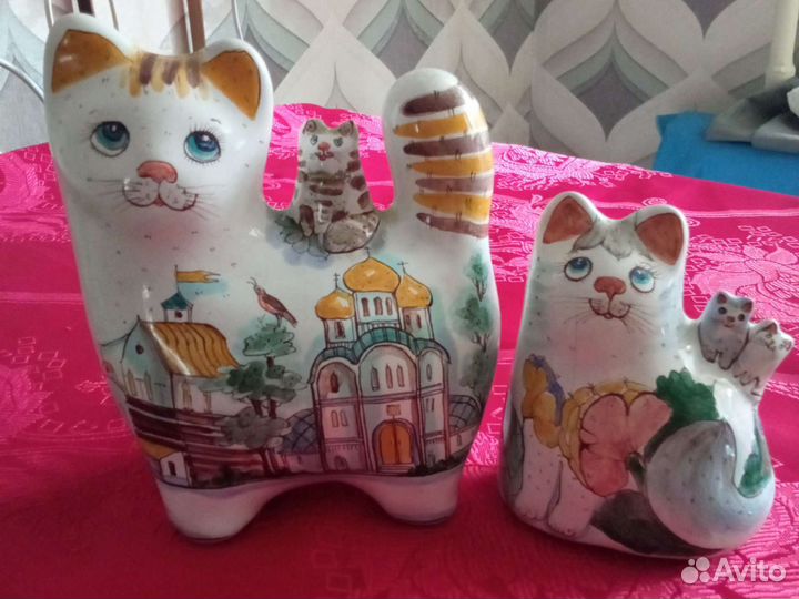 Статуэтки-фигурки.Кошки