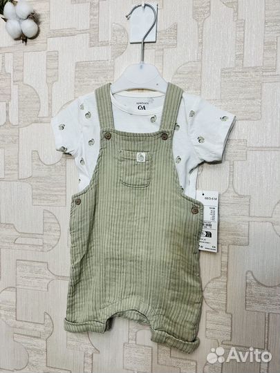 Комплект для малыша комбинезон и футболка C&A