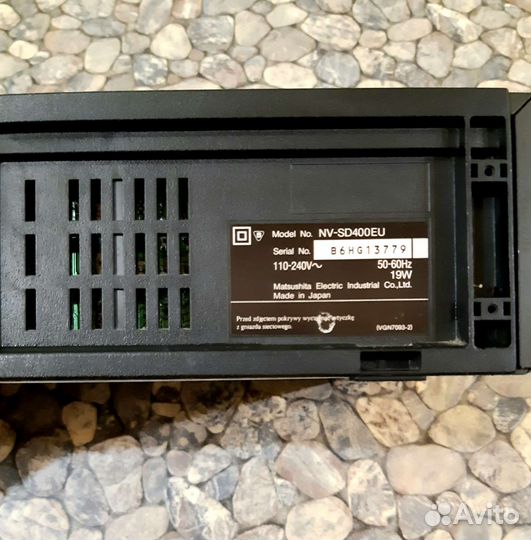 Видеомагнитофон Panasonic и магнитофон