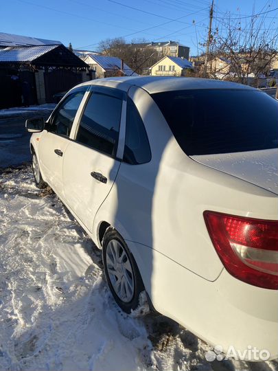 LADA Granta 1.6 МТ, 2013, 150 170 км