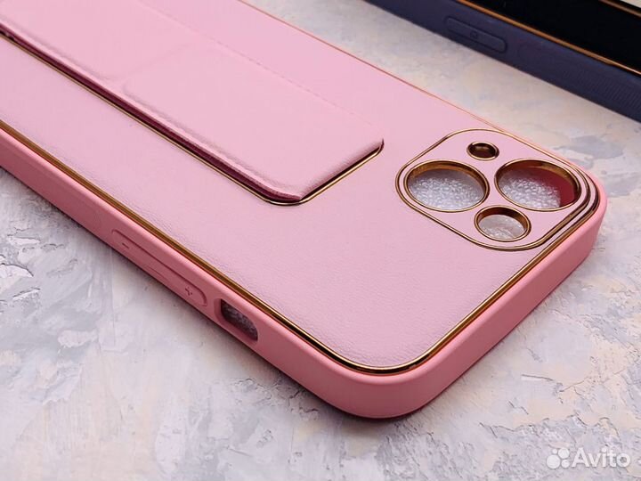 Чехол на iPhone