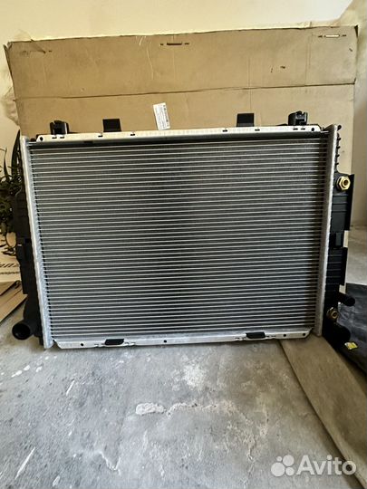Радиатор охлождение mercedes w140 s500 s600