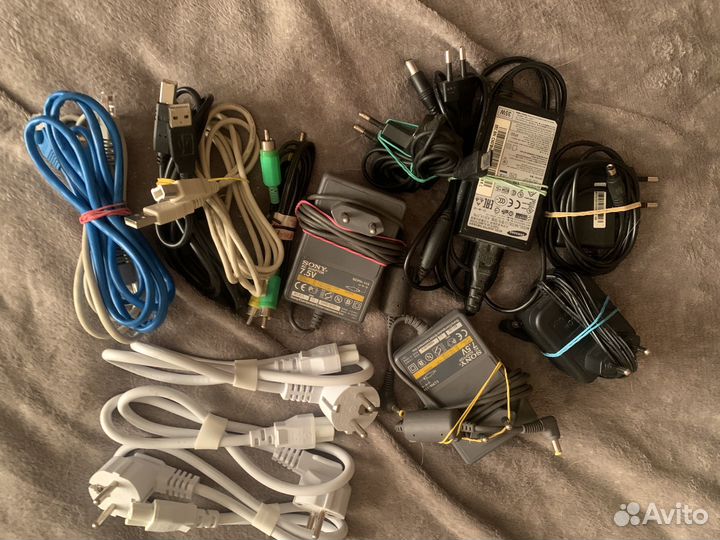 Зарядное устройство