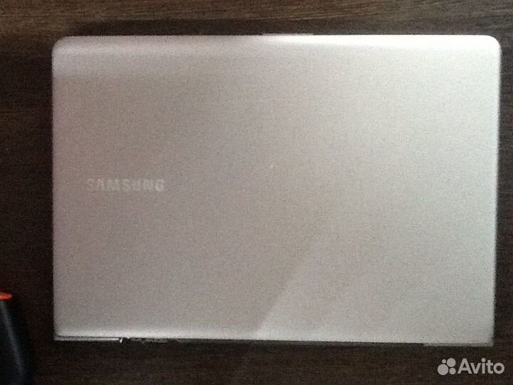 Нетбук Samsung NP305U1A на запчасти