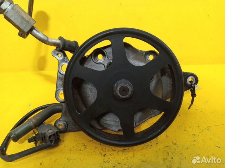 Насос гидроусилителя гур Mazda Mpv GY 1999-2006